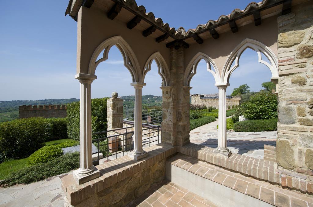 Castello Di Monterone Hotel Perugia Exterior photo